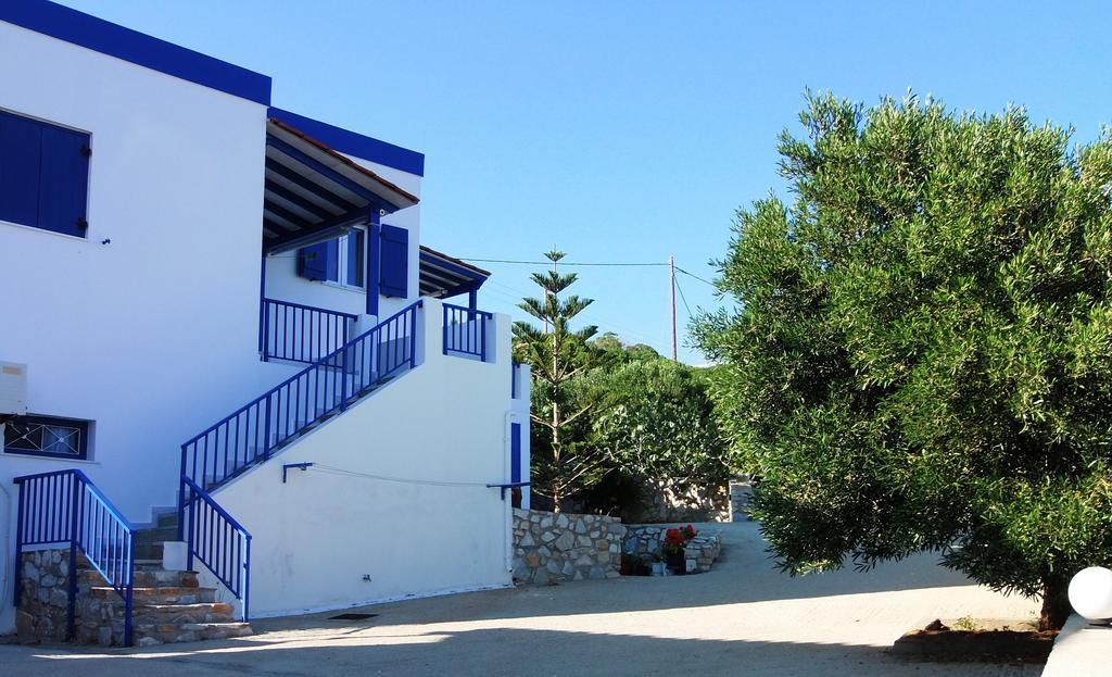 Apartamento Sarris Planet Ermoupoli Habitación foto